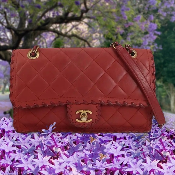 CHANEL Handbags - CHANEL Happy Stitch Flap Red Calfskin Leather Bag 24k gold p CC COA 15/16 EUC